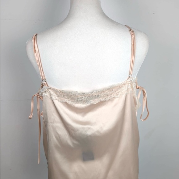 NWT LULU’S- Remarkably Darling Blush Pink Lace Bow Strap Cami Top - Picture 3 of 5